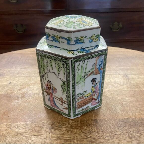 Lovely vintage Asian Japanese hexagon lidded jar 7”